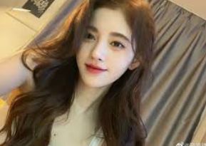旗舰预约推荐位